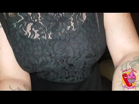 ❤️ Njerka e përdalë i jep atij një blowjob dhe spanjisht ️ Porno e bukur tek ne ﹏